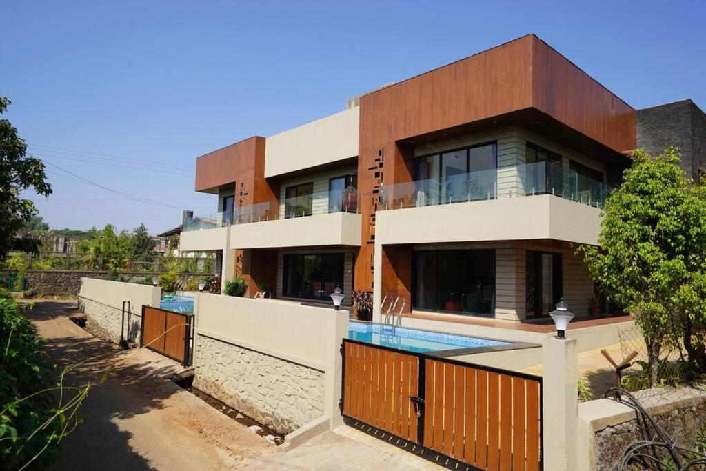 Aquavista - B By Stayscape Villas لونافالا المظهر الخارجي الصورة
